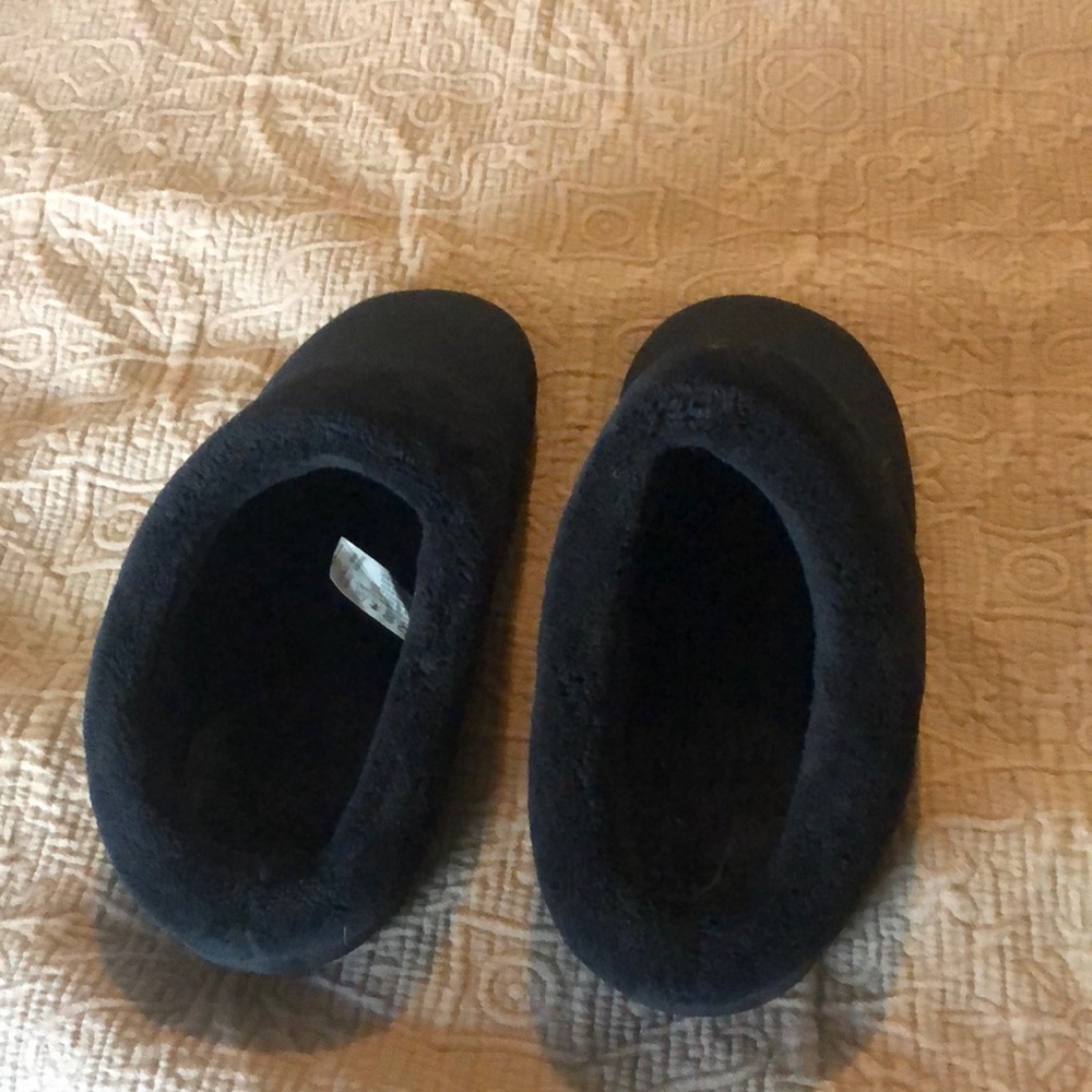 Isotoner Black Machine Washable Slippers